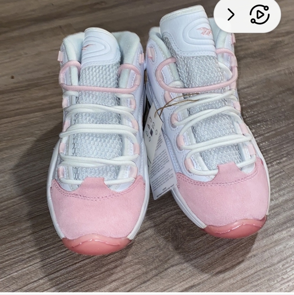 Shoes - Picture 3 of 4